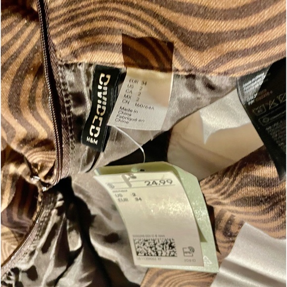 Mini Pencil Skirt - Picture 4 of 5